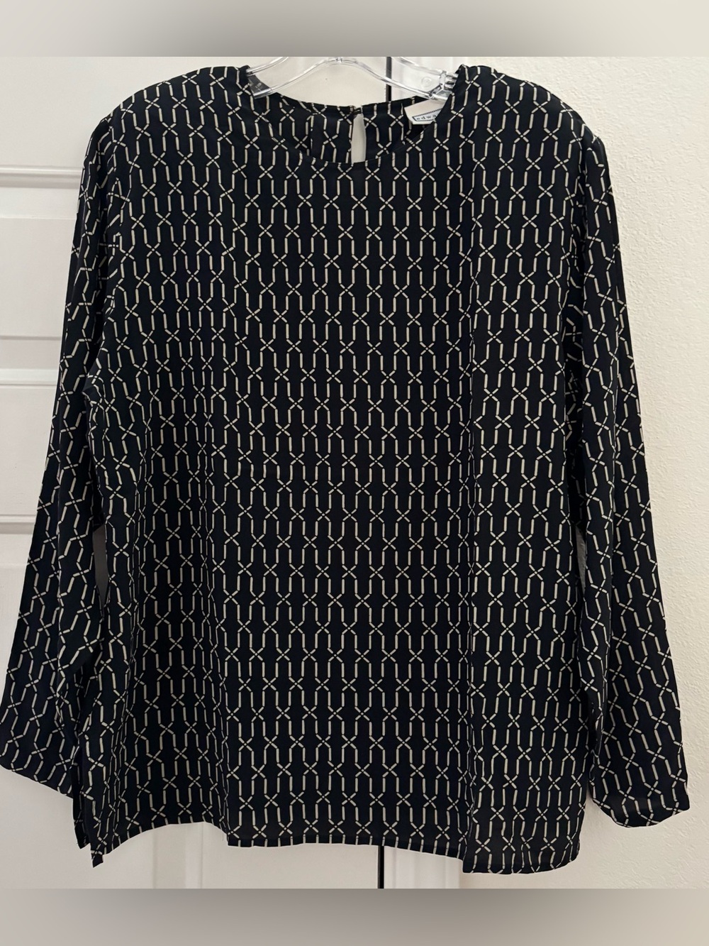 Vintage Edward 100% Silk Black and White Geometric Long-Sleeve Top Size L